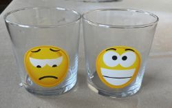 204 X Brand New Emoji Drinking Glasses