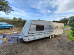 LMC lord Exquisit Caravan (NO VAT ON HAMMER)