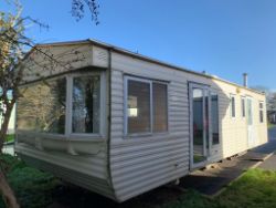 Static Caravan - 36 x 12 foot