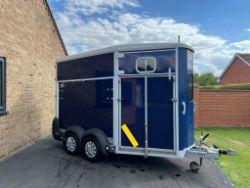 Ifor Williams hb511 horse trailer - Sliding windows - Aluminium floor - Mk2 model