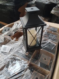 1 NEW Pallet containing approx. 96 New LED Lanterns