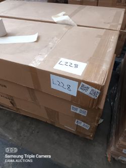 L228 - 1 Pallet Containing Approx 8 display units with LED lights