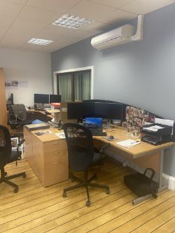 3 desks, 3 filing cabinets and 3 office chairs - Excellent condition
