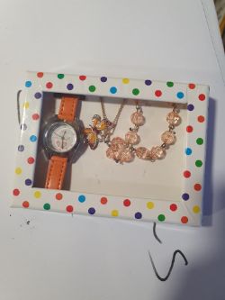 Girls watch set appropriately 300 box no 45