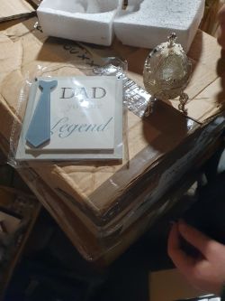 Mixes of ring case and dad poster approximately 50 box no 104