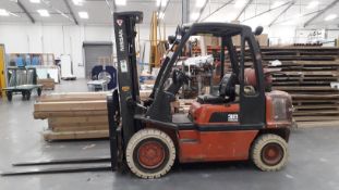 Nissan 30 UGD02A30PQ 3000Kg Capacity LPG Forklift