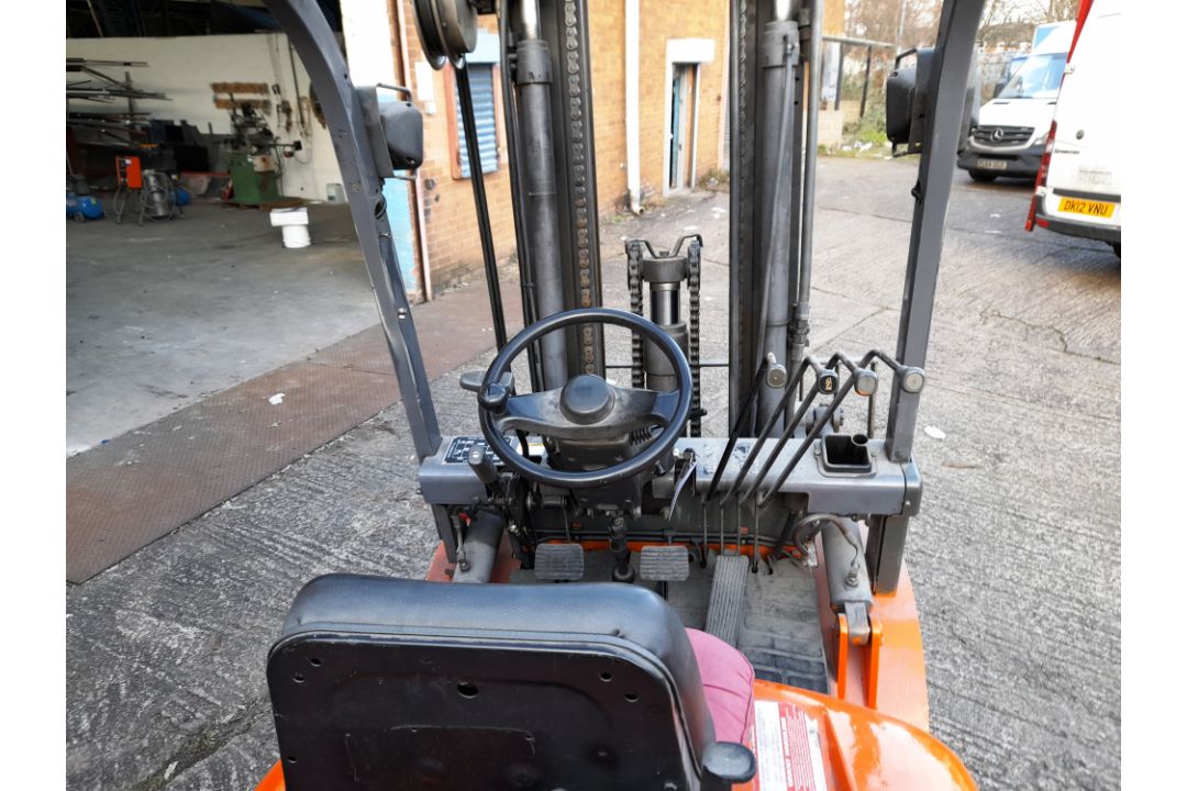 Heli HFG25 LPG forklift truck, Year 2007, Serial Number 0302038099, Rated Capacity 2500KG, Hours - Image 5 of 10