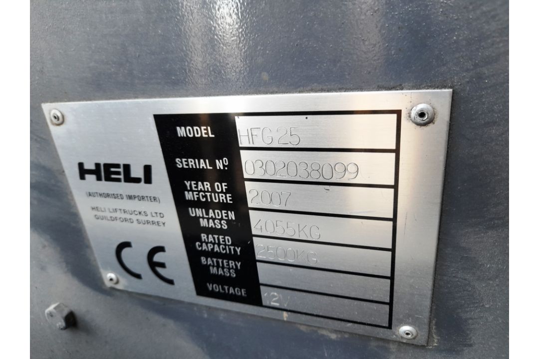 Heli HFG25 LPG forklift truck, Year 2007, Serial Number 0302038099, Rated Capacity 2500KG, Hours - Image 9 of 10