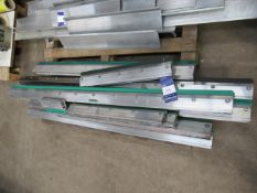 Pallet of assorted ink spreading tooling etc