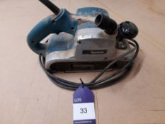 Makita 9403 handheld 240V sander, 100 x 610mm (Located in Axminster, Devon)