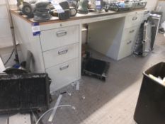 Versatool ex Rolls Royce laboratory engineers work bench (Approx. 1800 x 800), with 2 x 3 drawer