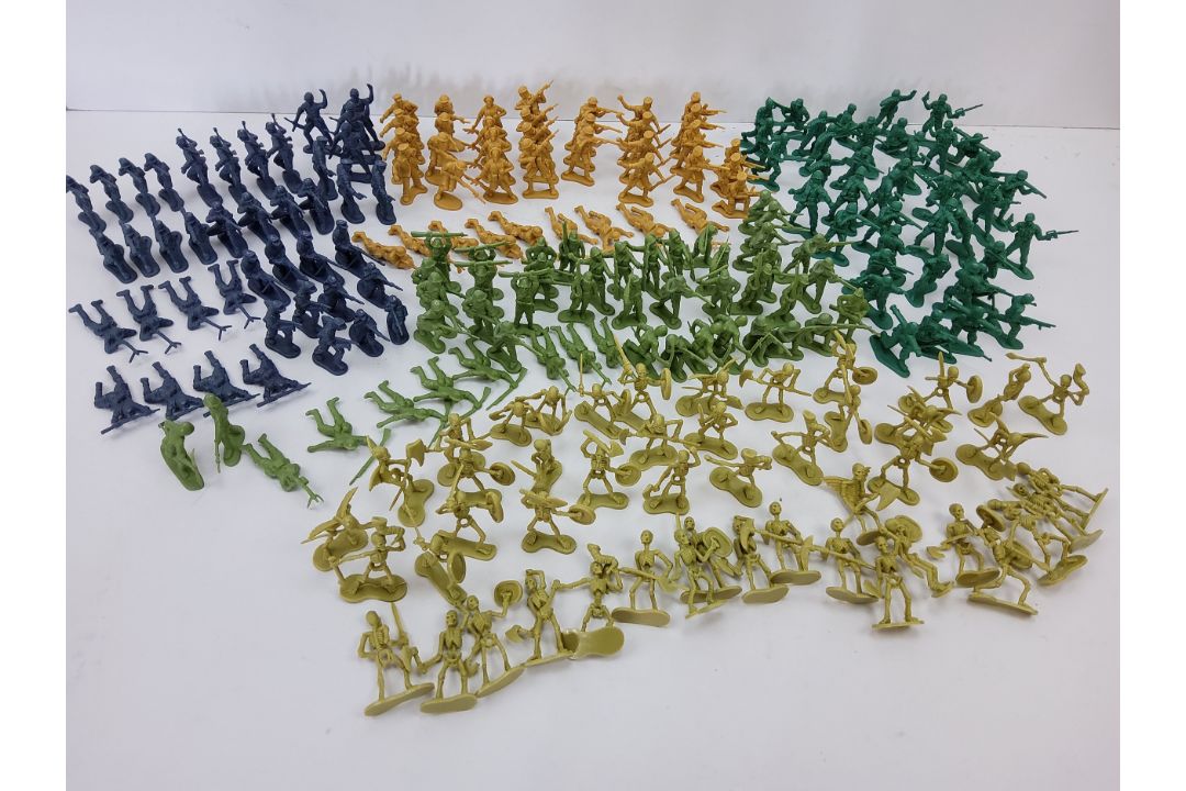 Ded Prado lead figures; Britains Deetail figures; Airfix well painted WWII Japanese Infantry & - Image 2 of 3