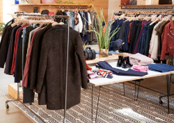 Pallet & Lost Package Auction 06-16-2022