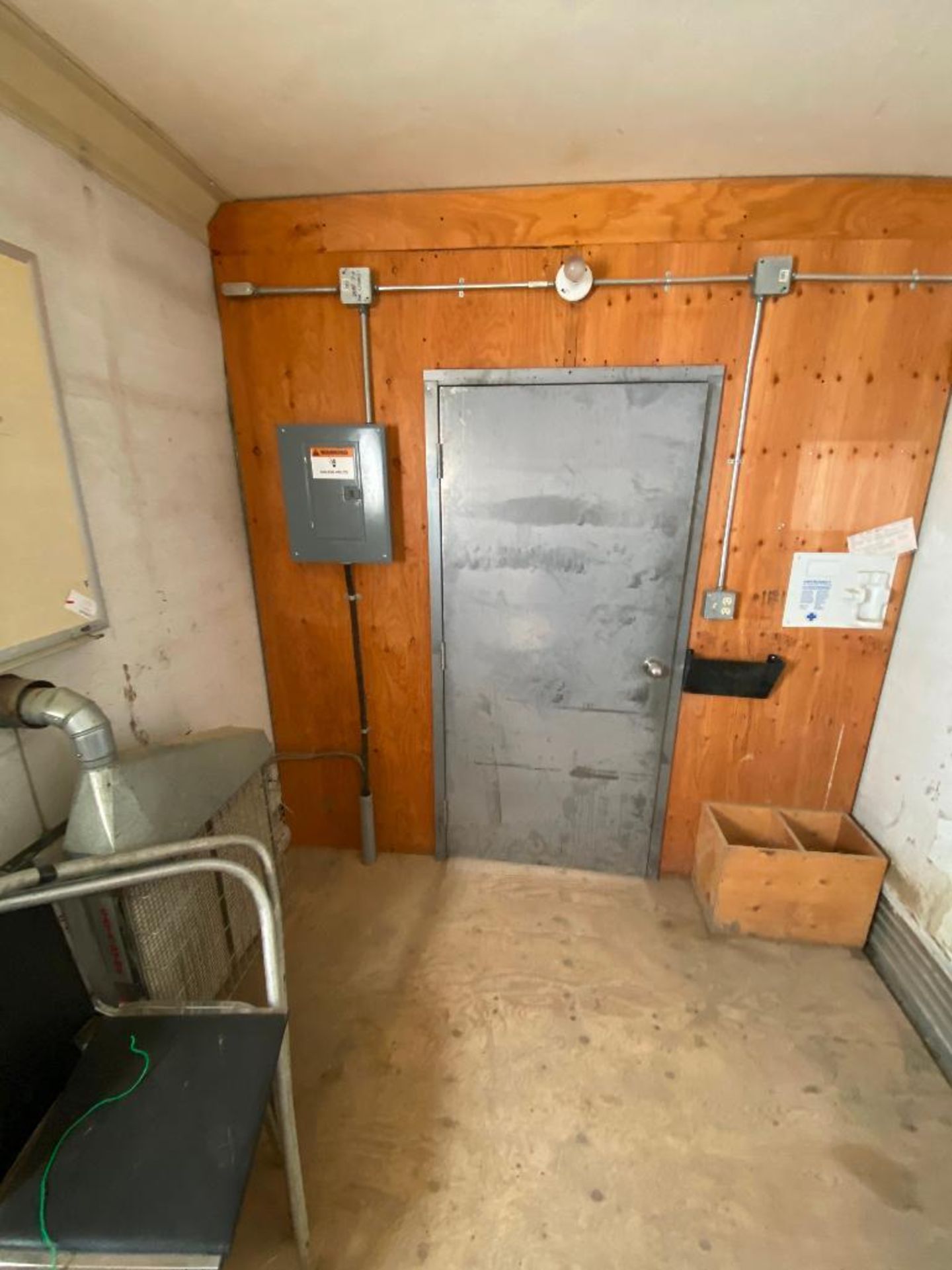 T/A 48' Insulated Office/ Tool Crib Trailer VIN#: OBL - Image 12 of 15