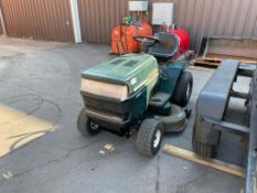 Craftsman Lawn Tractor, Hydrostatic Dive, 15.5HP, 42