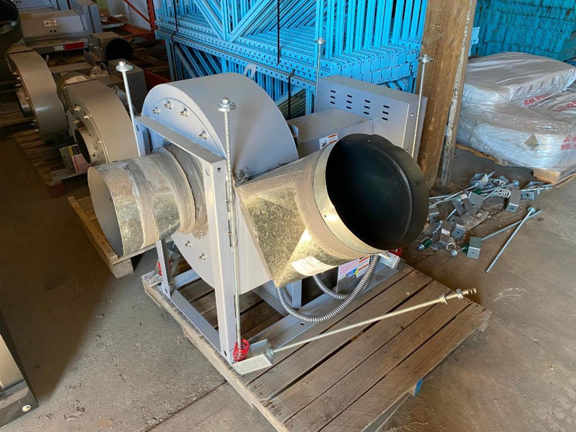 AQC Dust Maxireel XL Reel Exhaust Hose System w/ Greenheck 13-IPA-SD-10 Industrial Process Fan - Image 6 of 13