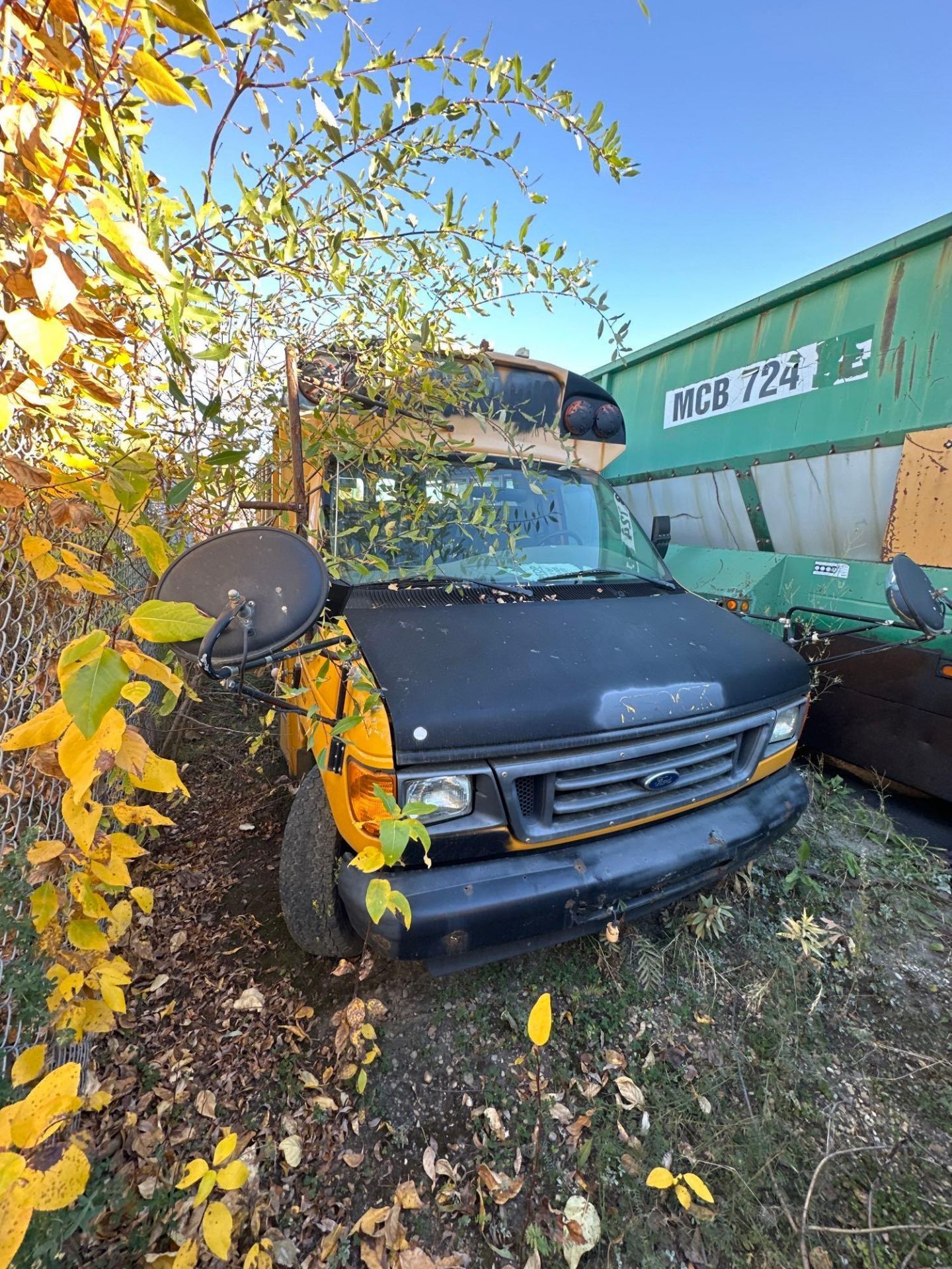 2006 Ford Econoline School Bus VIN: 1FDSE35P26HA91442 *FOR PARTS* - Image 2 of 8