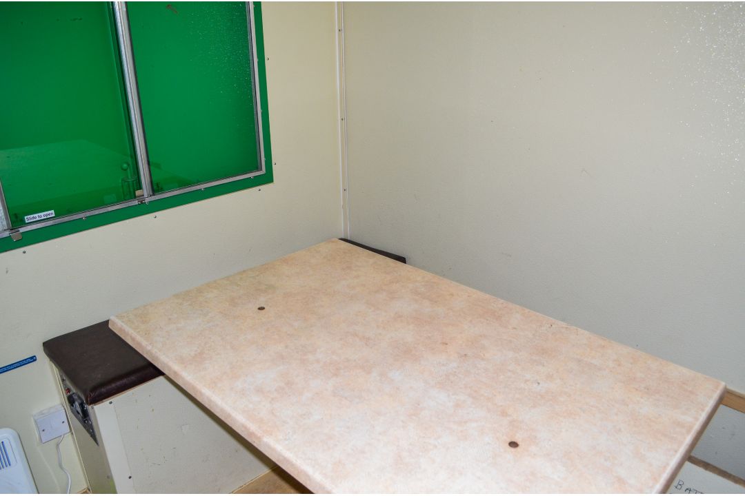 Groundhog 12ft x 6 ft fast tow mobile steel anti vandal welfare unit Comprising of: canteen area, - Image 11 of 12