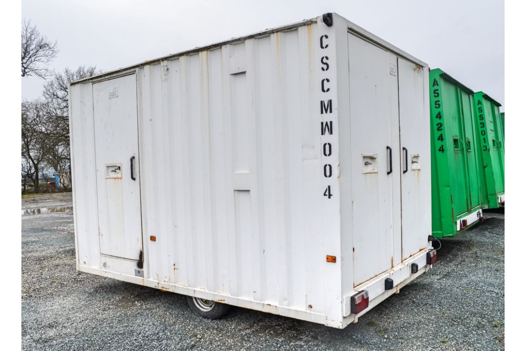 Groundhog 12ft x 6 ft fast tow mobile steel anti vandal welfare unit Comprising of: canteen area, - Image 3 of 10
