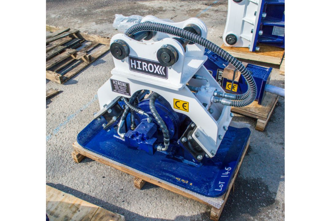 Hirox hydraulic compactor plate to suit 5-9 tonne excavator ** New and unused ** - Image 1 of 4