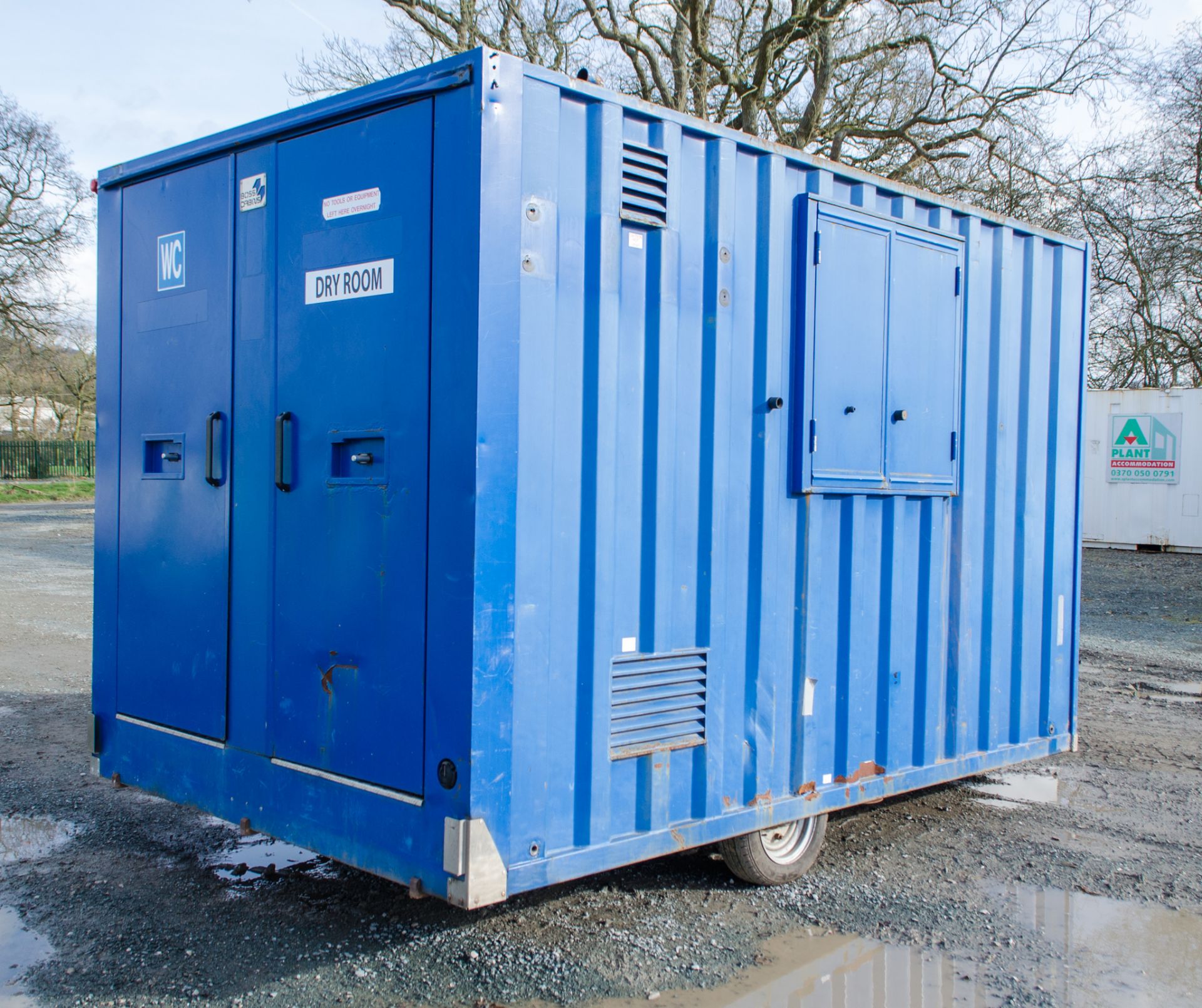 Boss Cabins 12ft x 6 ft  fast tow mobile steel anti vandal welfare unit - Image 3 of 13