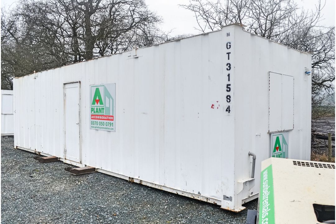 32ft x 10ft anti vandal steel office site unit GT31584 ** No keys but 1 door unlocked ** - Image 3 of 6