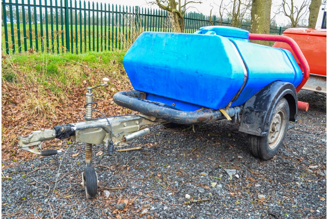 250 gallon fast tow water bowser 22030119 - Image 1 of 2