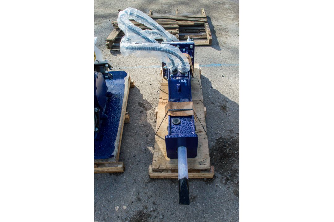 Hirox HD-X10 hydraulic breaker to suit 2.5- 8 tonne excavator ** New and unused ** ** Gassed ** - Image 3 of 3