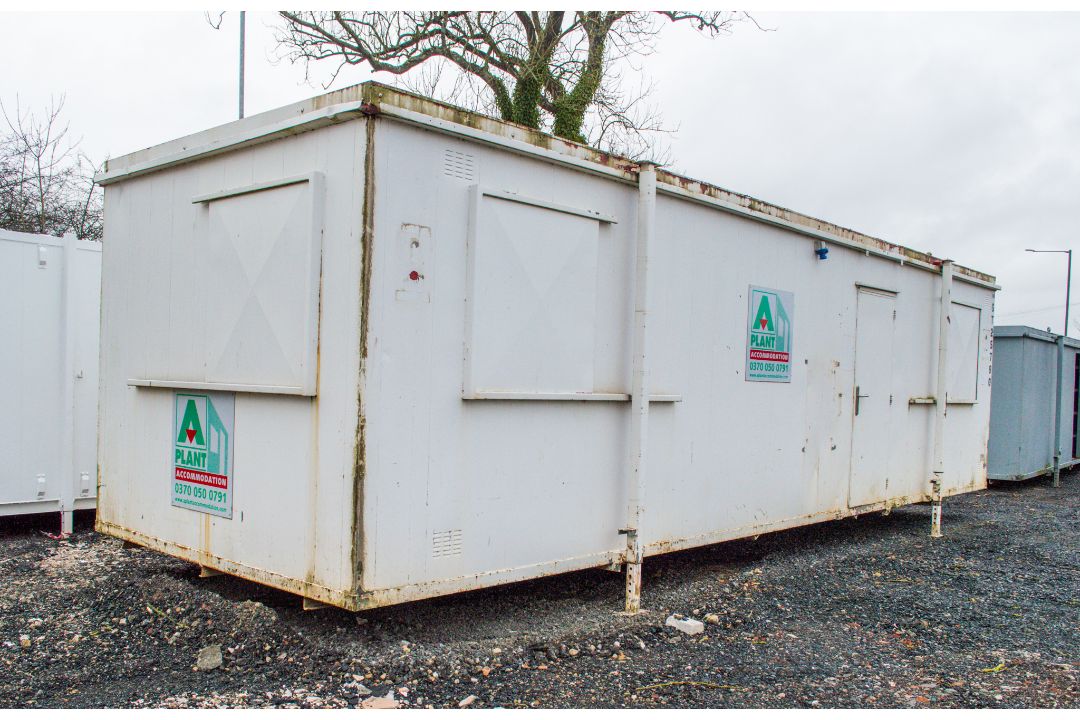 32' by 10' jack leg anti vandal steel canteen/office unit  comprising canteen/kitchen area and - Image 2 of 11