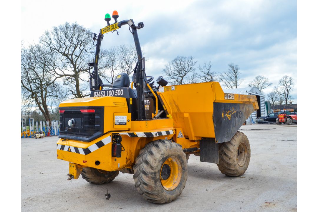 JCB 9FT 9 tonne straight skip dumper  Year: 2018 S/N: 2780323 ** note to bidders, this machine has - Image 3 of 19