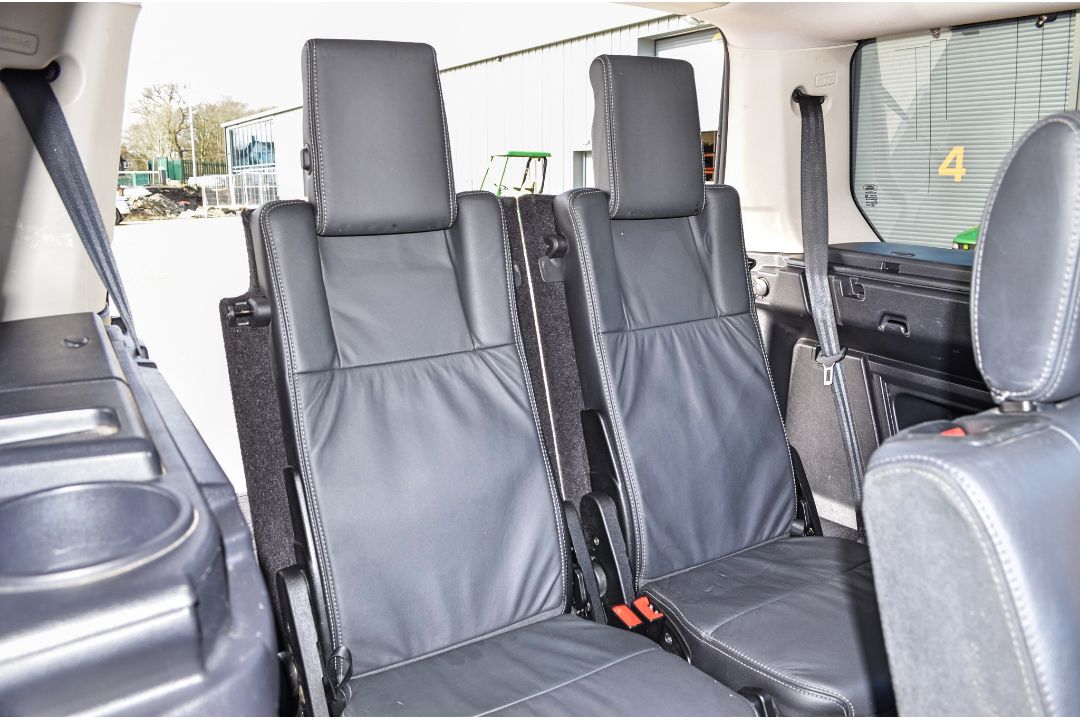 Land Rover Discovery 4 3.0 SDV6 HSE 7 seat 5 door estate car - Image 25 of 33