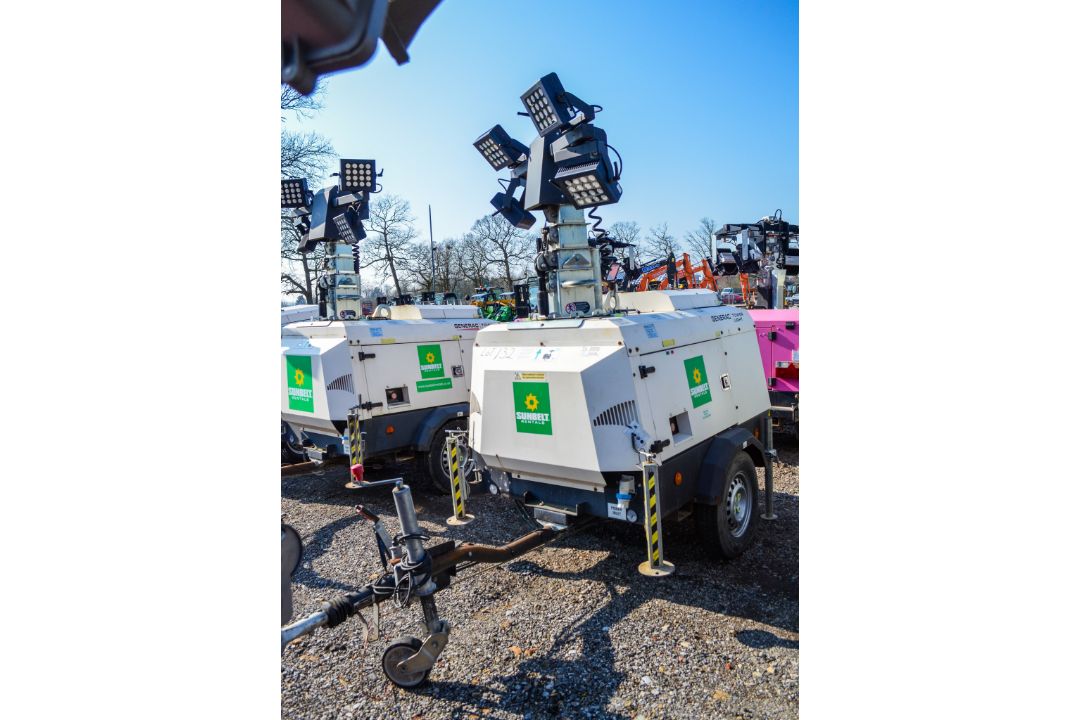 Generac VT-Hybrid fast tow diesel hybrid tower light Year: 2016 S/N: 1604408 Recorded hours: - Image 1 of 8