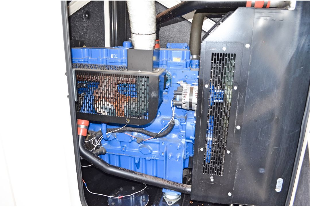 FG Wilson Pro 150-2 150 kva diesel driven generator Year: 2019 S/N: FGWGS980CPJ900246 Recorded - Image 5 of 11