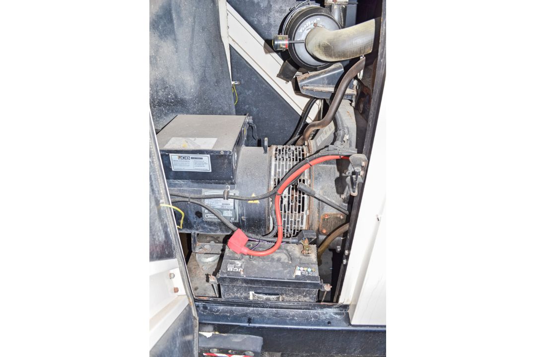 JCB G60 RS 60 kva diesel driven generator Year: 2017 S/N: 2482062 Recorded Hours: 20699 - Image 7 of 11