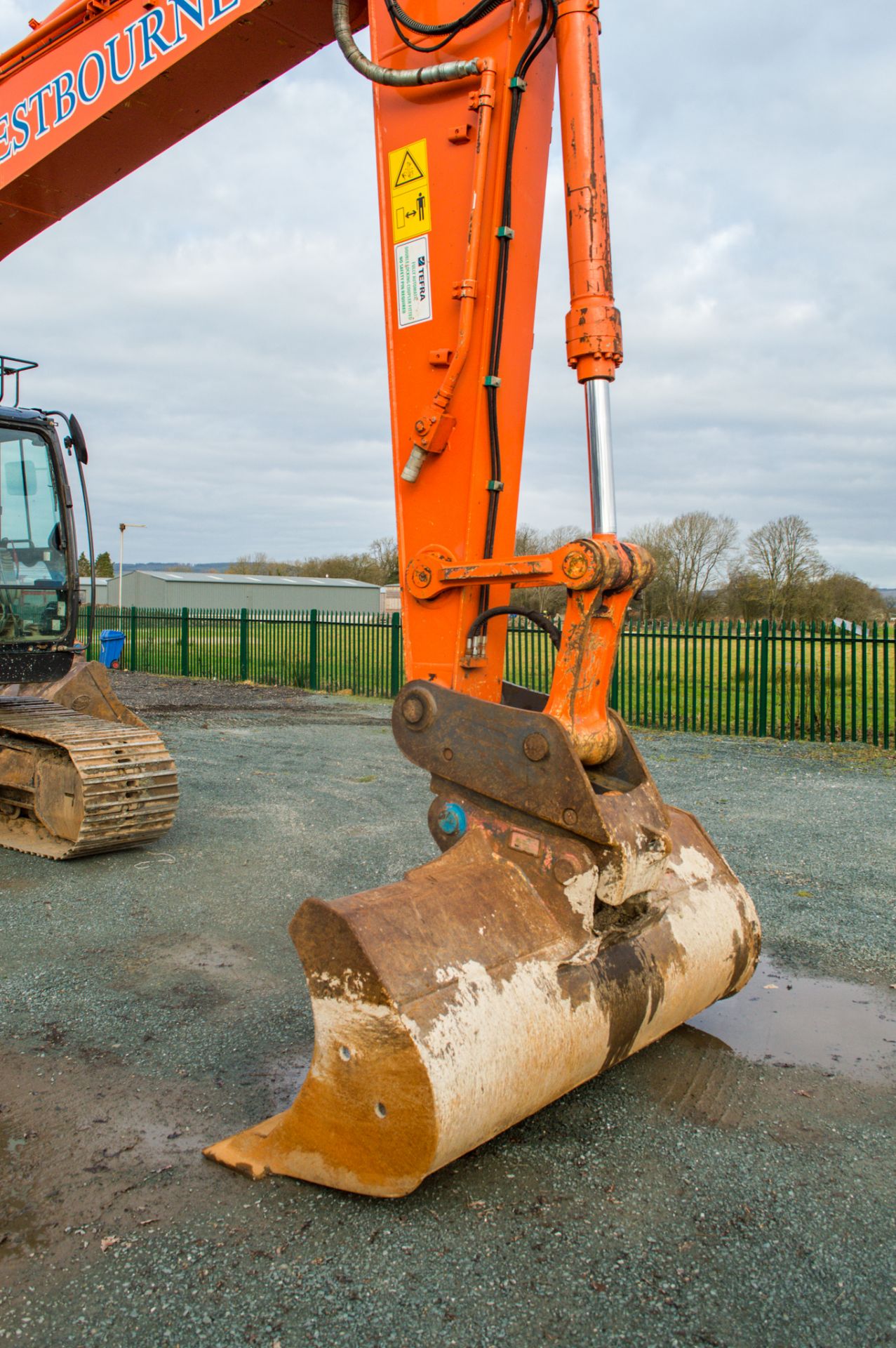 Hitachi ZX 210 LC 21 tonne steel tracked excavator Year: 2016 S/N: 303738 Recorded hours: 8788 Air - Image 14 of 22