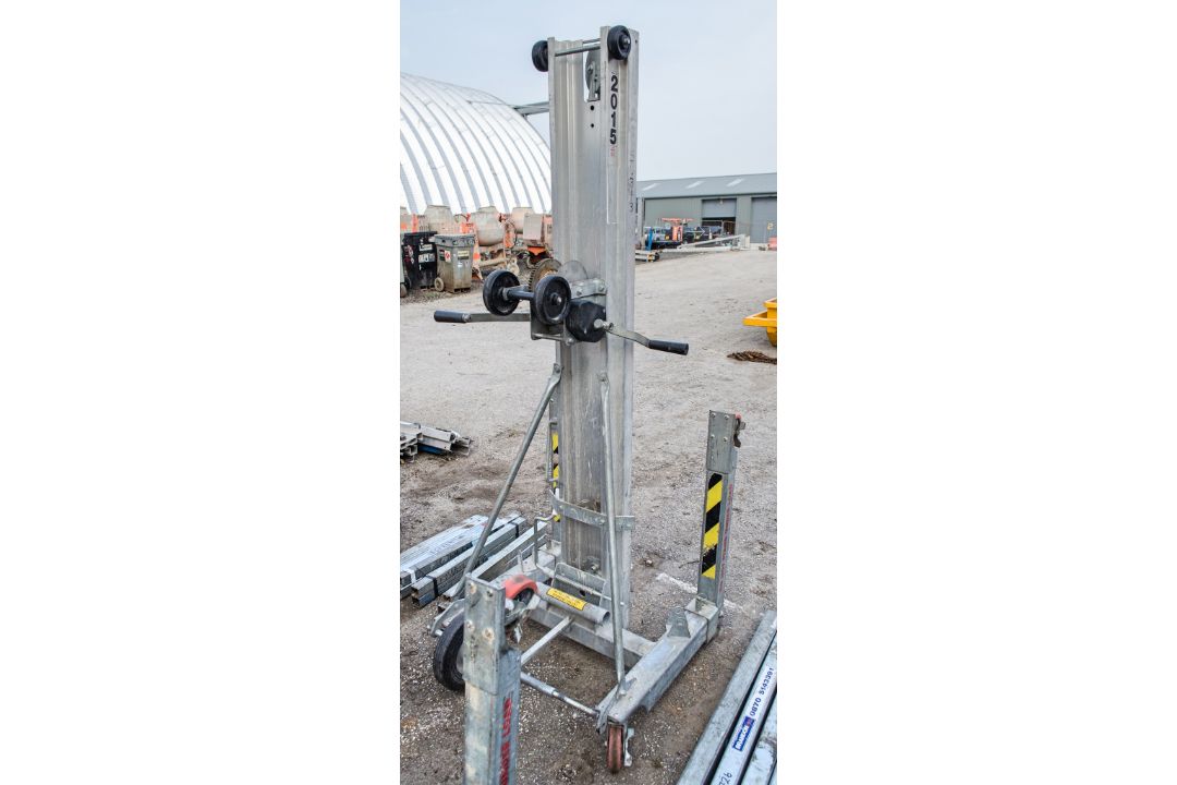 Sumner 2015 manual hoist LK85U343 ** Parts missing & no forks ** - Image 2 of 2