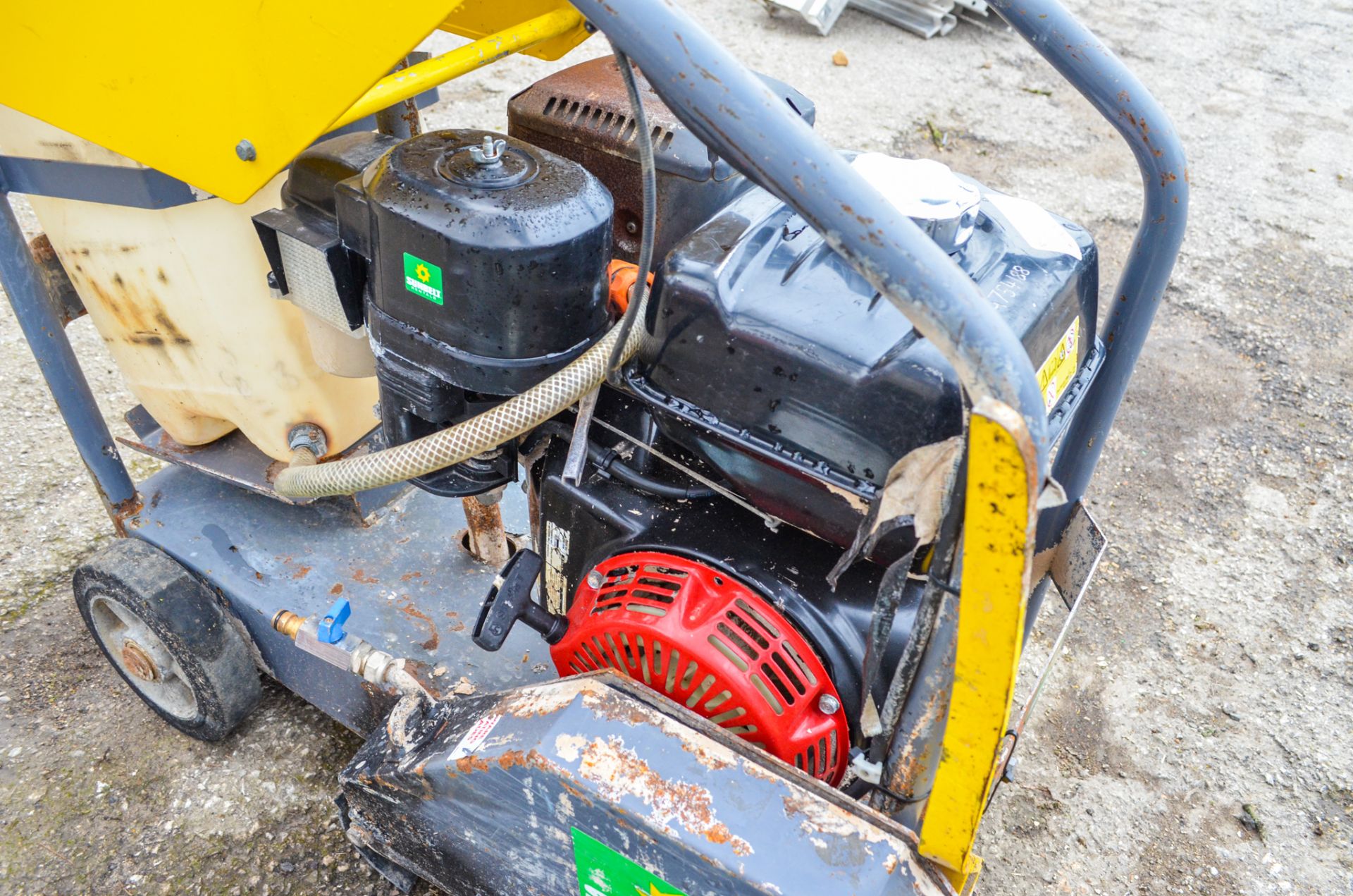 Petrol driven road saw A754188 - Image 2 of 2