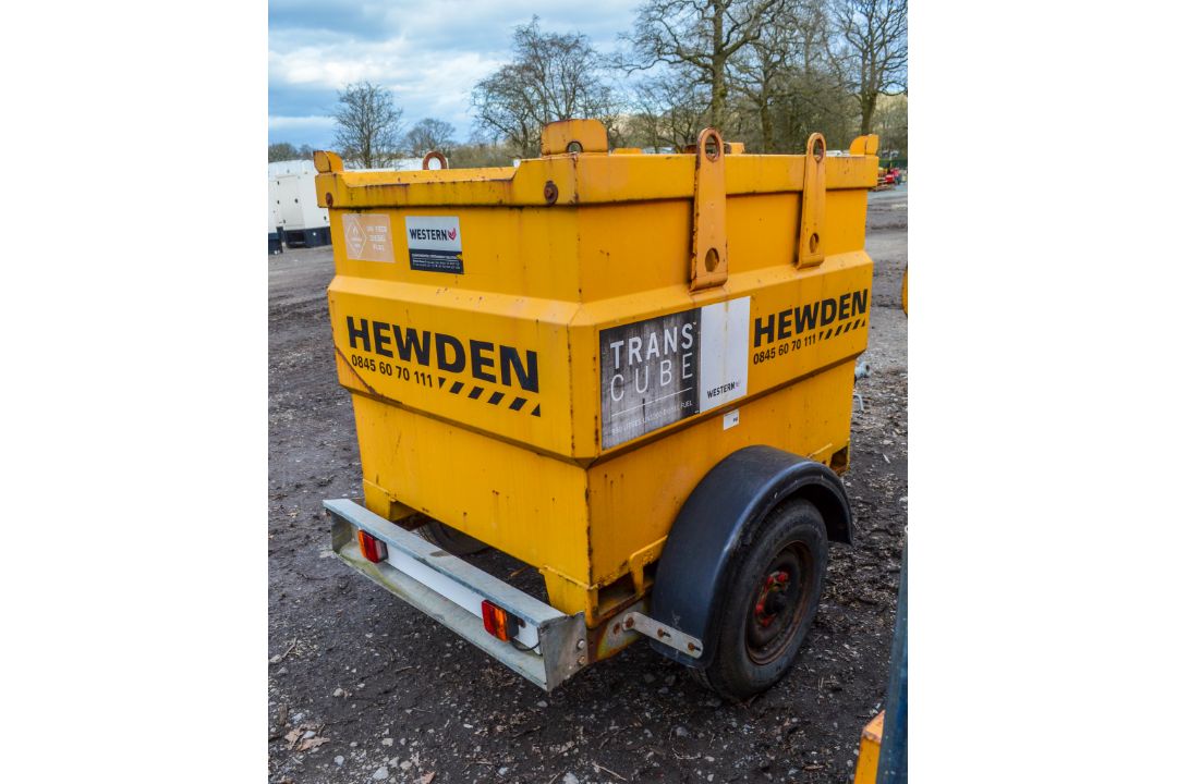 Western Transcube 950 litre fast tow bunded fuel bowser c/w hand pump, delivery hose and trigger - Image 2 of 5