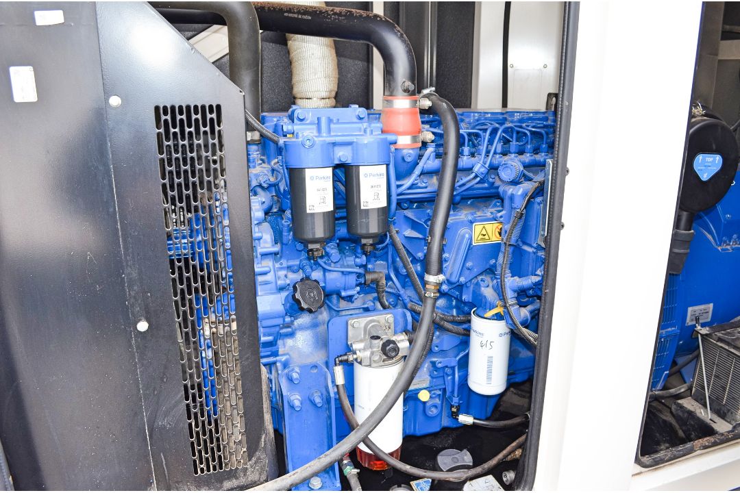 FG Wilson Pro 150-2 150 kva diesel driven generator Year: 2019 S/N: FGWGS980CPJ900229 Recorded - Image 6 of 11