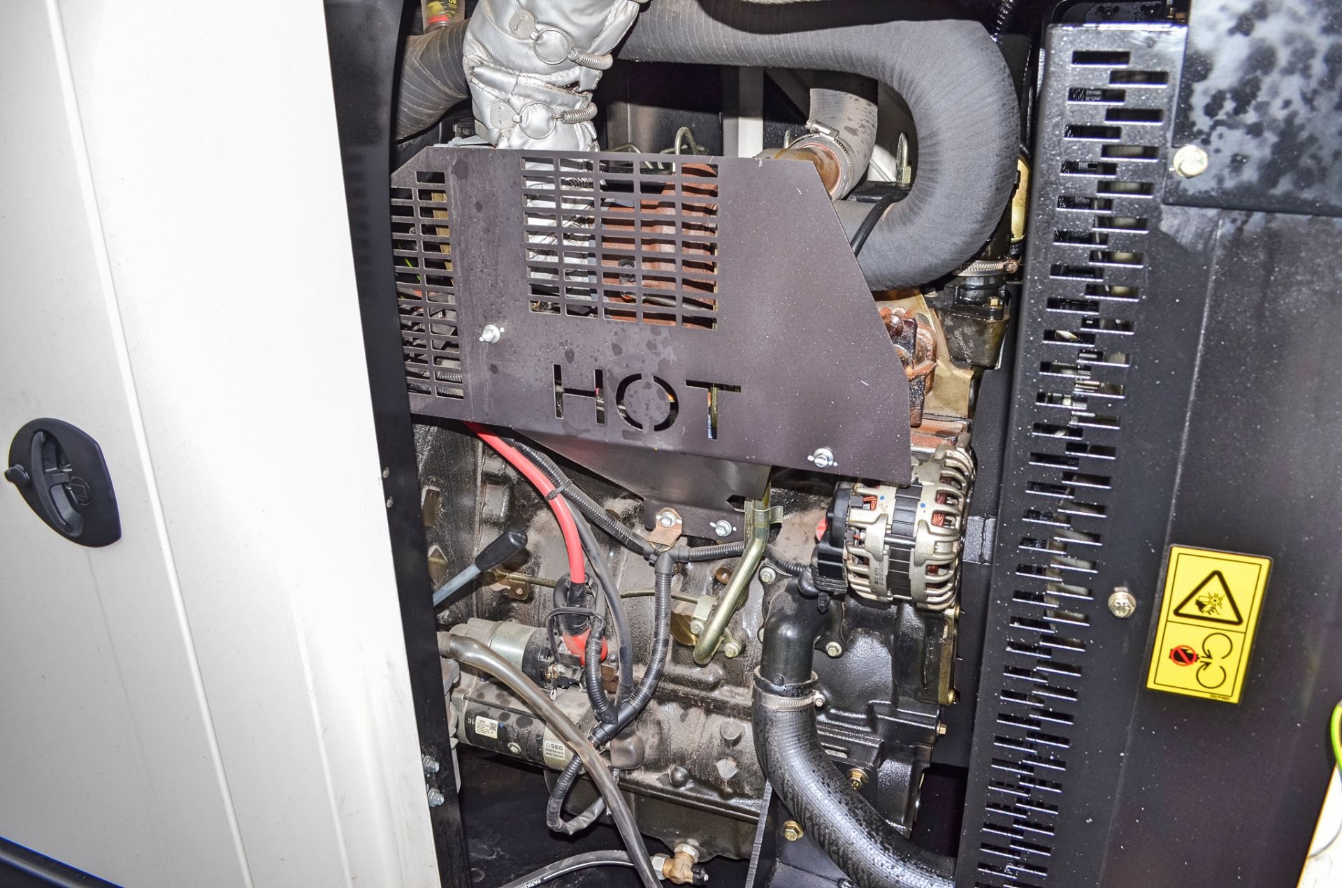 JCB G100 RS 100 kva diesel driven generator Year: 2021 S/N: 2959273 Recorded Hours: - Image 8 of 10