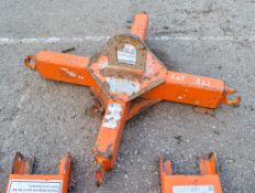Invicta tonne bag lifting jIb