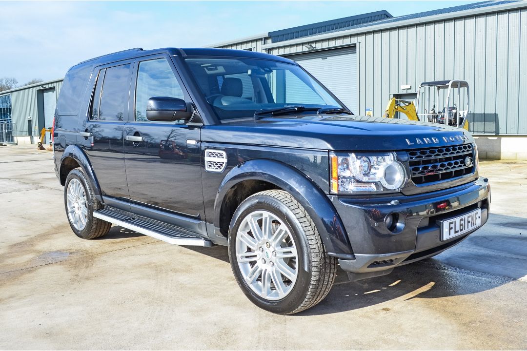 Land Rover Discovery 4 3.0 SDV6 HSE 7 seat 5 door estate car - Image 2 of 33
