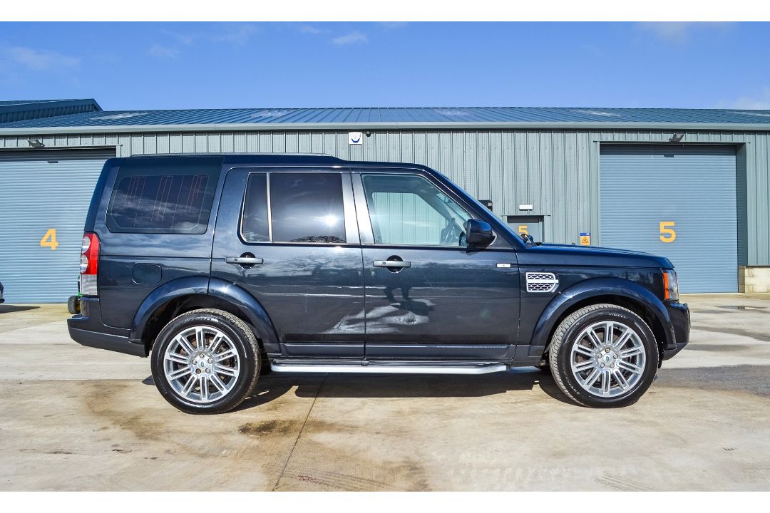 Land Rover Discovery 4 3.0 SDV6 HSE 7 seat 5 door estate car - Image 8 of 33