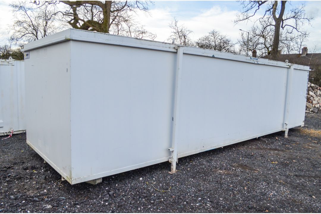 32ft x 10ft jack leg anti-vandal steel store c/w keys A531590 - Image 2 of 6