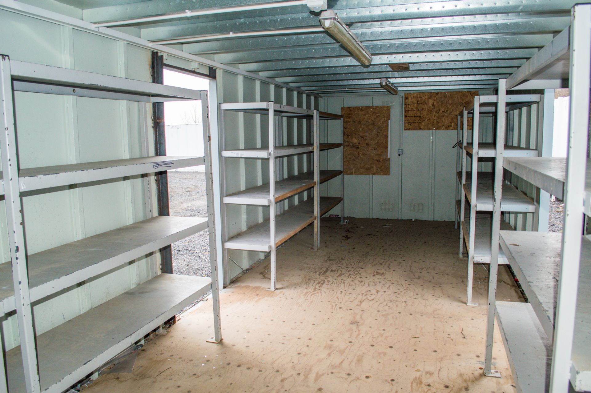 32' by 10' jack leg anti vandal open plan steel store  NG3046111 - Image 6 of 6