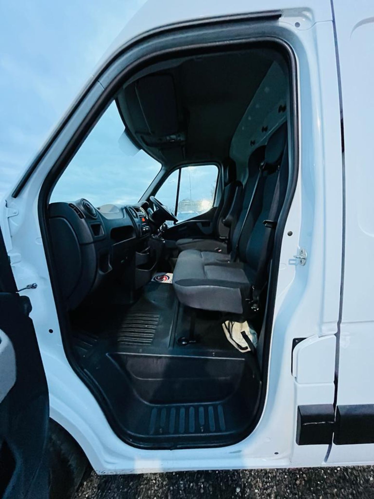 Vauxhall Movano 2.3 CDTI 125 F3500 L3 H2 2015 '15 Reg' - Panel Van - Image 16 of 26