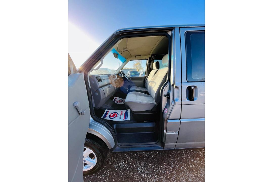 Volkswagen Transporter 2.5 TDI LWB Crew Van 2000 'W Reg' Panel Van - A/C - No Vat - Image 15 of 29