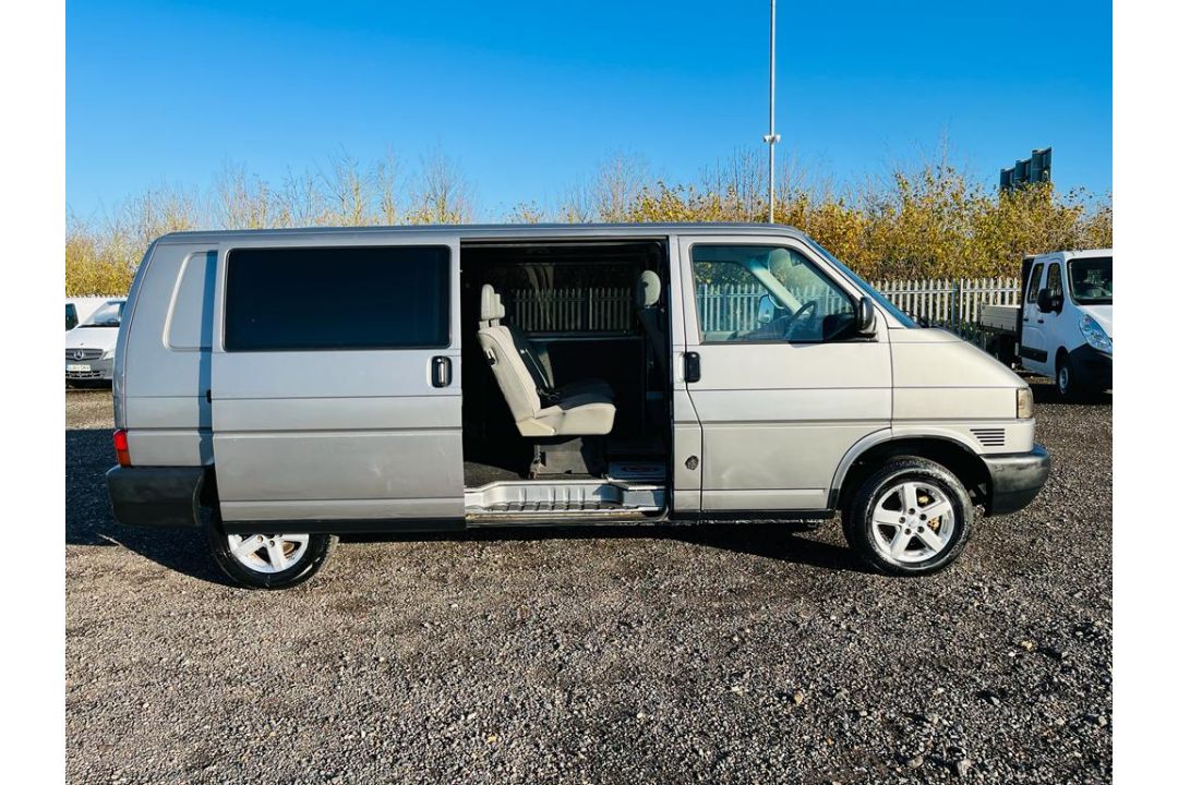 Volkswagen Transporter 2.5 TDI LWB Crew Van 2000 'W Reg' Panel Van - A/C - No Vat - Image 12 of 29