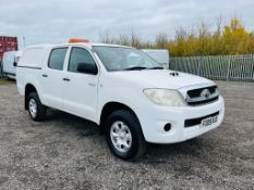 ** ON SALE ** Toyota Hilux HL2 2.5 D-4D 4WD Double Cab 2009 '09 Reg' - A/C