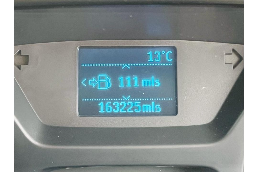 ** ON SALE ** Ford transit Custom 2.2 TDCI Eco Tech 100 270 2015 '65 Reg' - Panel Van - Image 22 of 22